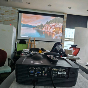 옵토마 빔프로젝터 풀HD EH501 이미지