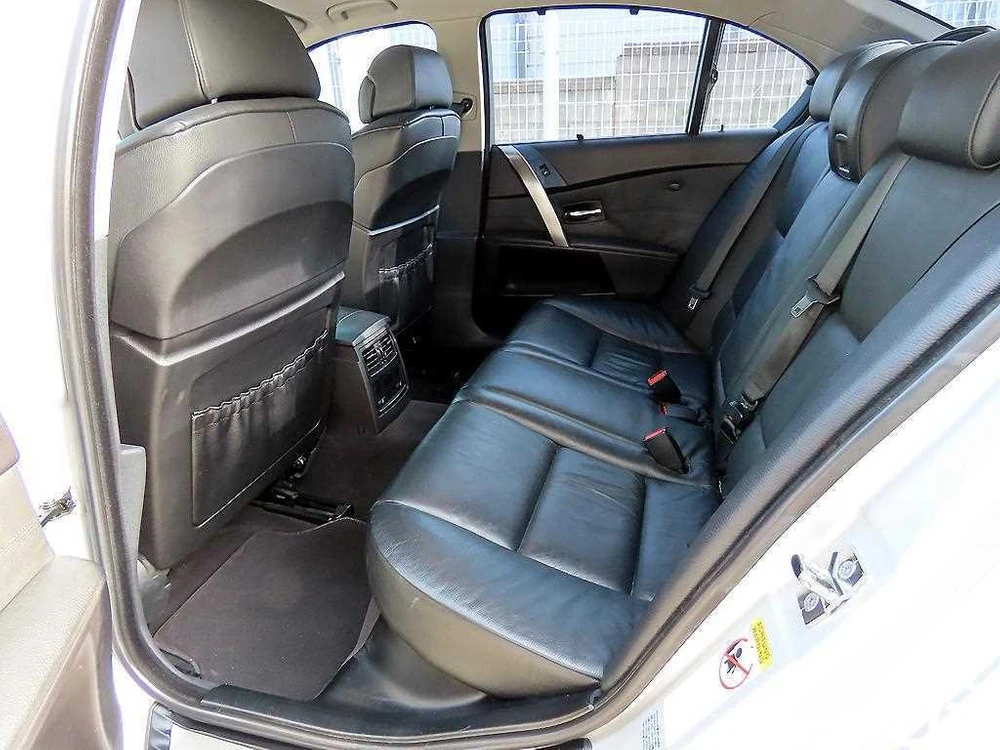 [BMW]5시리즈 (F10) 530i 세단 이미지
