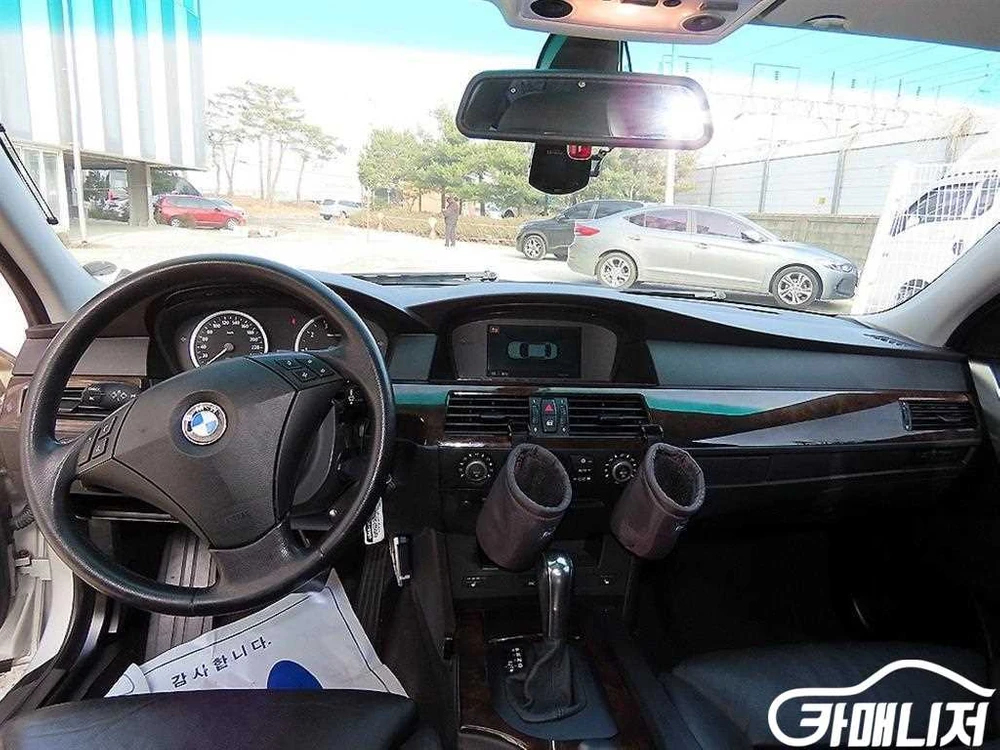 [BMW]5시리즈 (F10) 530i 세단 이미지