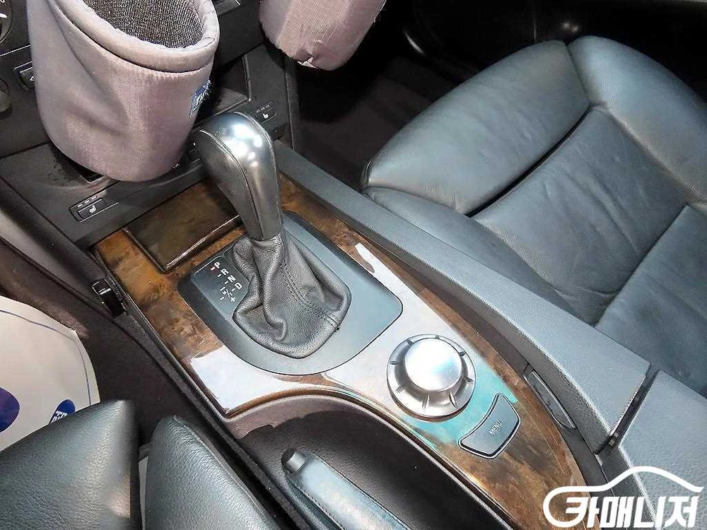 [BMW]5시리즈 (F10) 530i 세단 이미지