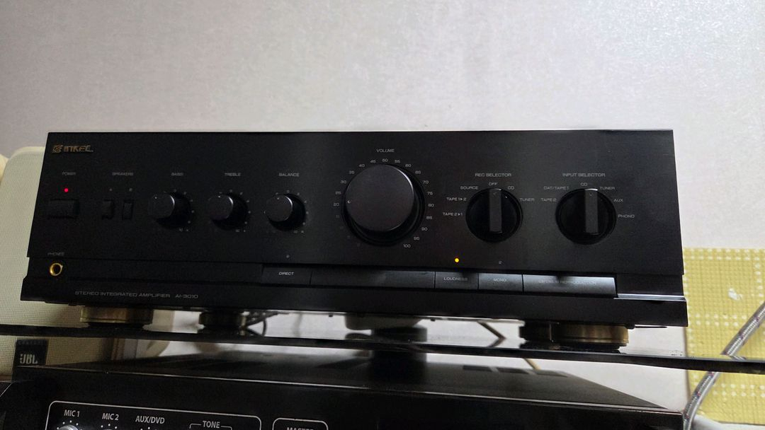 인켈 스테레오 인티앰프 AI-3010 판매합니다 이미지