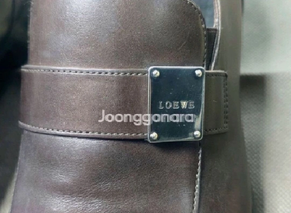 (가격인하) 정품 로에베 LOEWE 스퀘어토 로퍼 / 42 사이즈 / Made in Italy 남성 구두 이미지