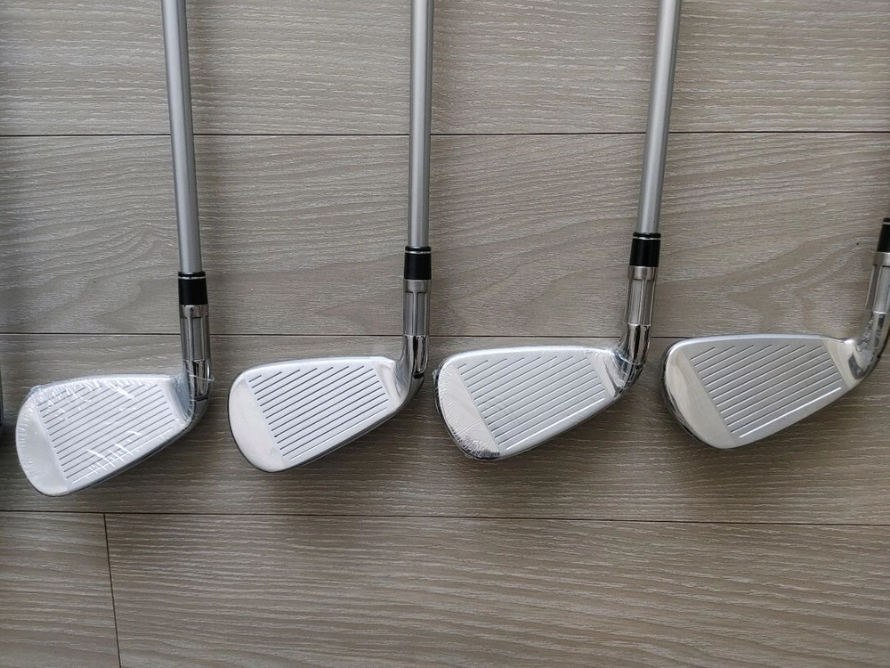 테일러메이드 M6 FUBUKI Flex-R 아이언 세트 이미지