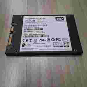 SSD 240GB (윈도우 10 설치완료 컴퓨터용) 이미지