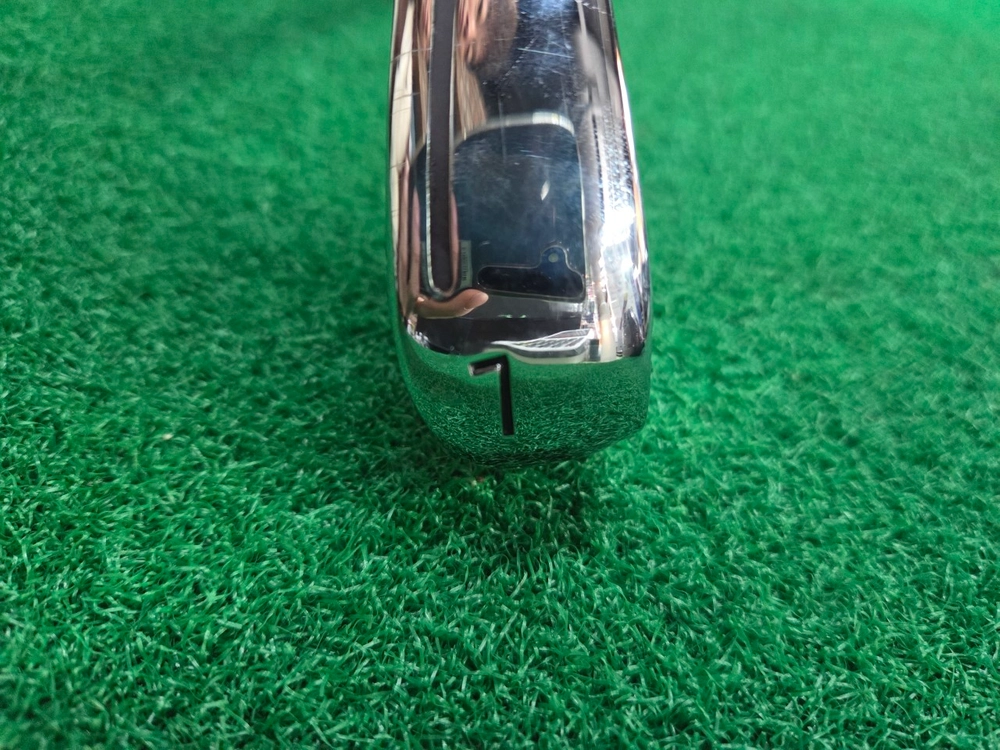 여성용 TaylorMade 스텔스 글로리 7번 아이언 이미지