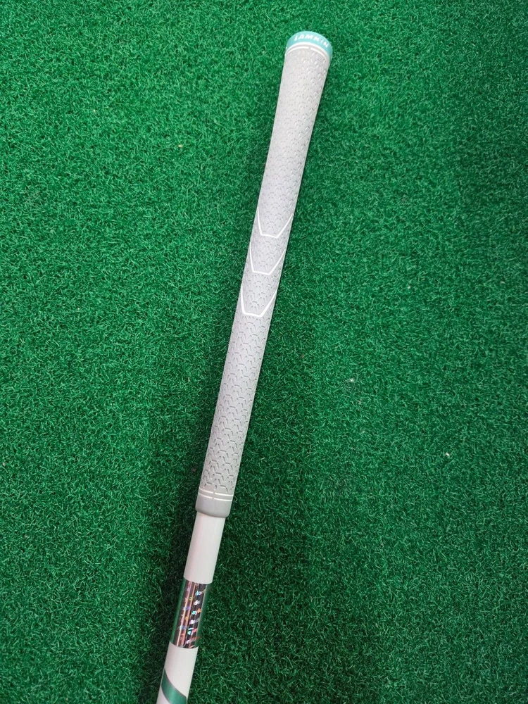 여성용 TaylorMade 스텔스 글로리 7번 아이언 이미지