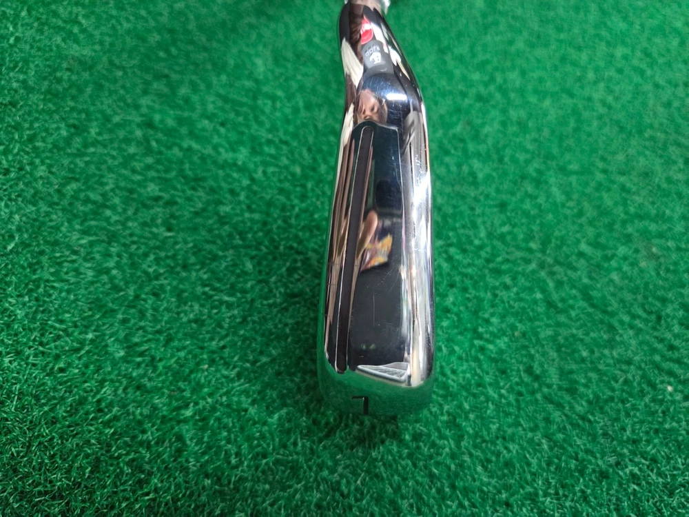 여성용 TaylorMade 스텔스 글로리 7번 아이언 이미지