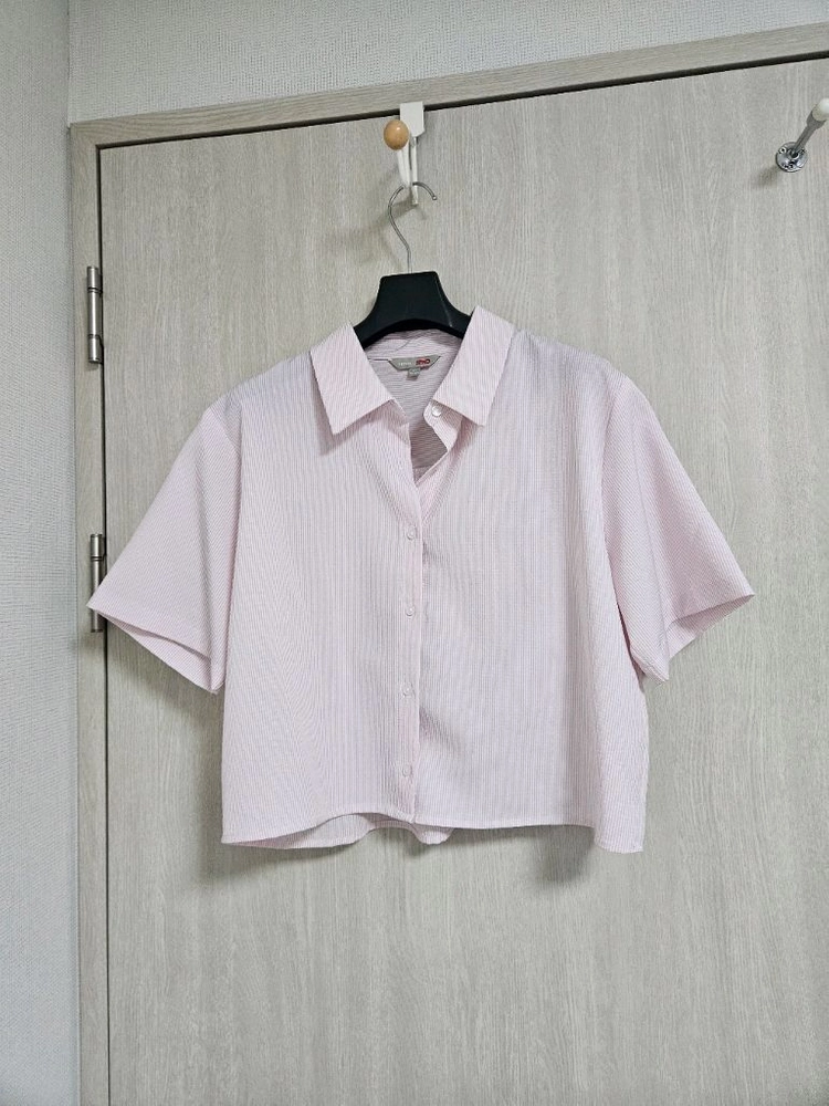 새상품)스파오 SPAO 스트라이프 반팔 크롭 셔츠, 쿨링 소재 이미지