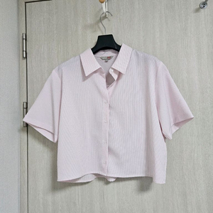 새상품)스파오 SPAO 스트라이프 반팔 크롭 셔츠, 쿨링 소재 이미지