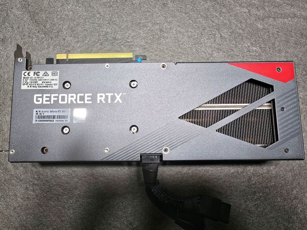 컬러풀 RTX3070 Ti 게이밍 그래픽카드 팝니다. 이미지