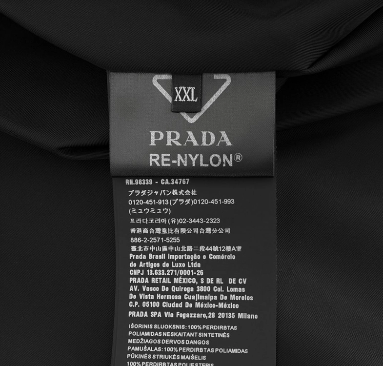 [XXL] 프라다 남성 삼각로고 리나일론 다운 코트 롱 패딩 자켓 블랙 이미지