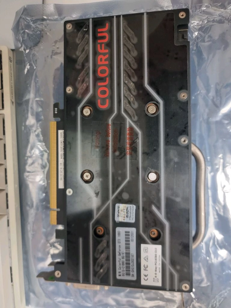 컬러풀 지포스 GTX 1660 그래픽카드 VGA 이미지