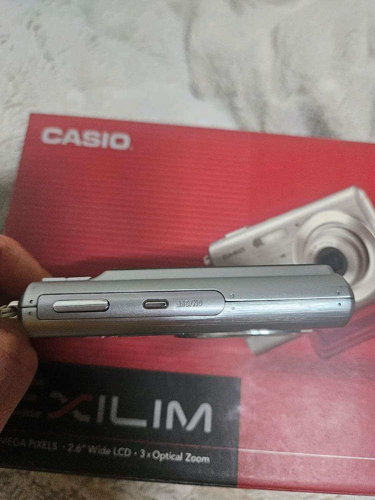 카시오 EXILIM EX-Z75 레트로 디카 빈티지 카메라 이미지