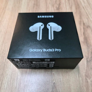버즈3 PRO white 이미지