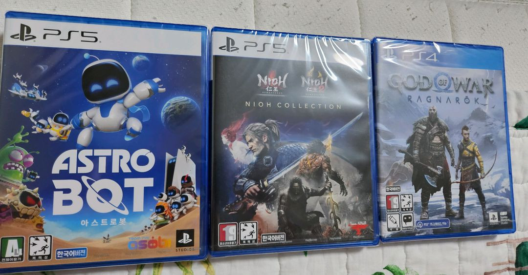 ps5/ps4 미개봉,중고 타이틀/듀얼센스 (옥토패스0,인왕컬렉션,바하 레퀴엠 등) 이미지
