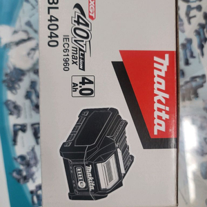 마끼다 배터리 40v4ah bl4040 이미지