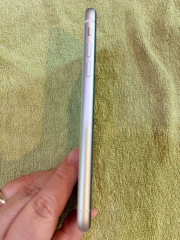 아이폰xr 흰색 64GB 상태 A+ 이미지