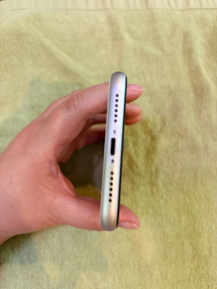 아이폰xr 흰색 64GB 상태 A+ 이미지