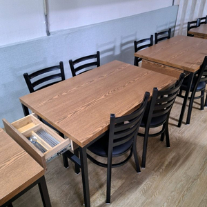 117번 수저통 식당 테이블 업소용 식탁 의자 세트 중고 음식점 탁자 영업용 가구 이미지