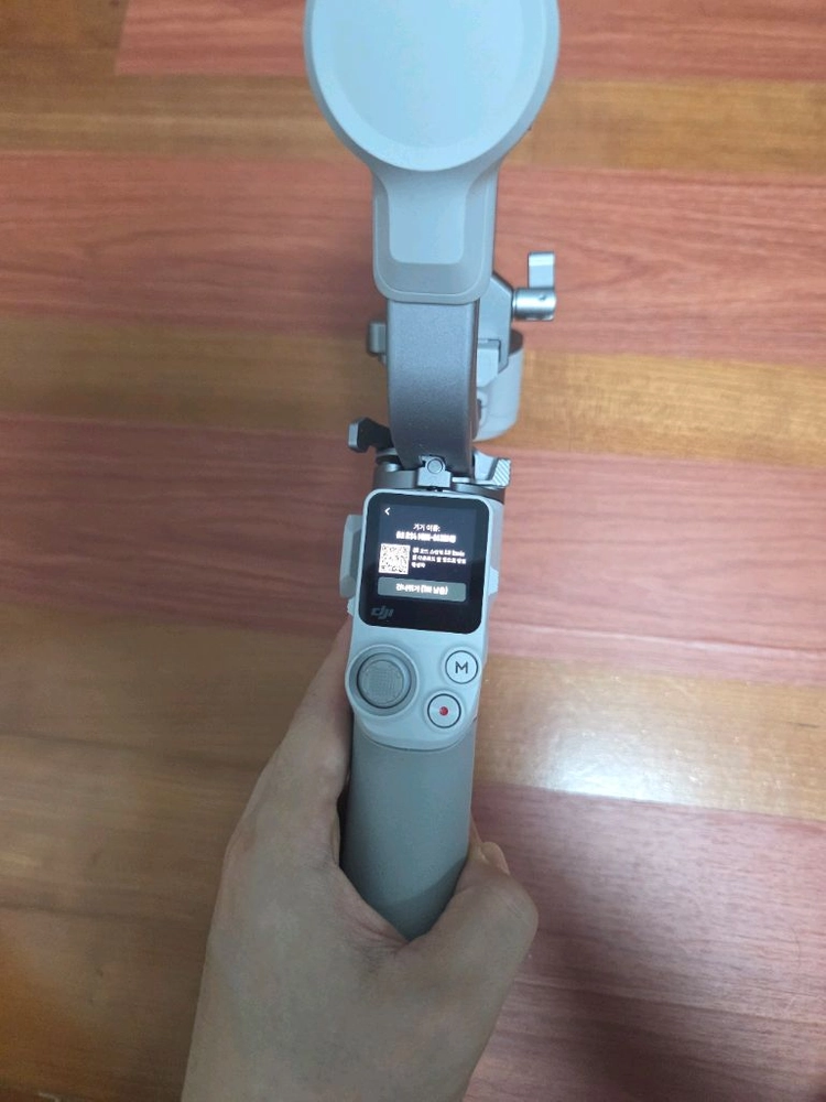 DJI Rs 4 Mini 짐벌 콤보 이미지