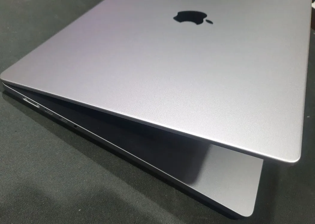 [A+급] 맥북프로16 M1프로 16G SSD 1TB 10코어 CPU, 16코어 GPU 그레이 이미지