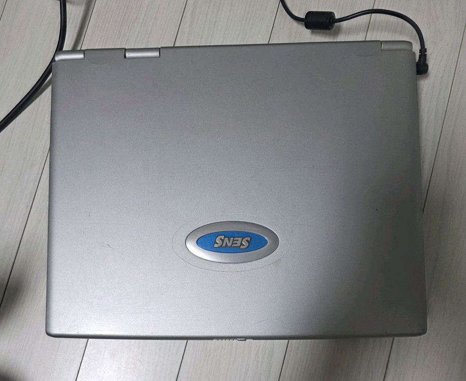삼성 sENS 690 오래된 노트북 이미지