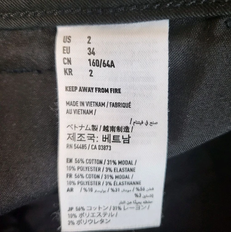 아디다스 반바지2종 + 나이키 레깅스2종 일괄 내놓습니다. 이미지