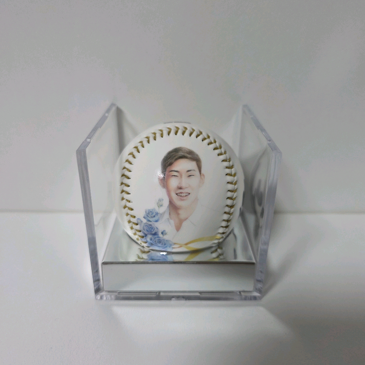 NC다이노스 박민우선수 일러스트볼(2차) 친필싸인 이미지