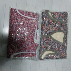 패턴 조끼 2벌 입니다 이미지