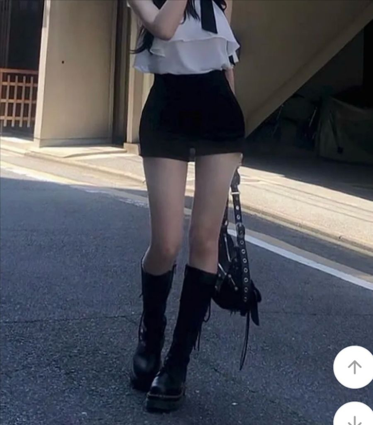 쫀득핏 베이직 스판 쫀쫀 핏 하이웨스트 반바지 (L) 이미지