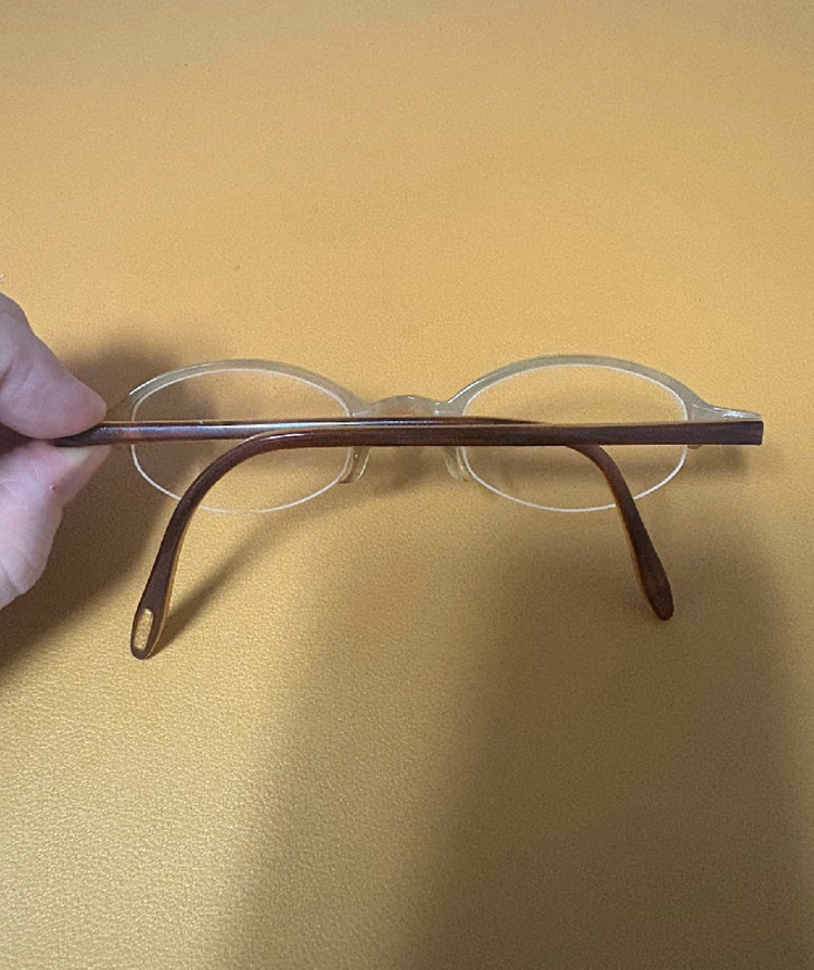 일본 Oliver peoples 안경 이미지