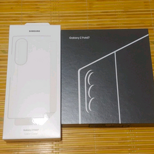 미개봉 자급제 갤럭시 Z폴드7 512gb 제트블랙+정품케이스 이미지