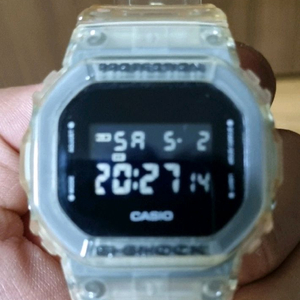 카시오 지샥 DW-5600SKE-7 이미지