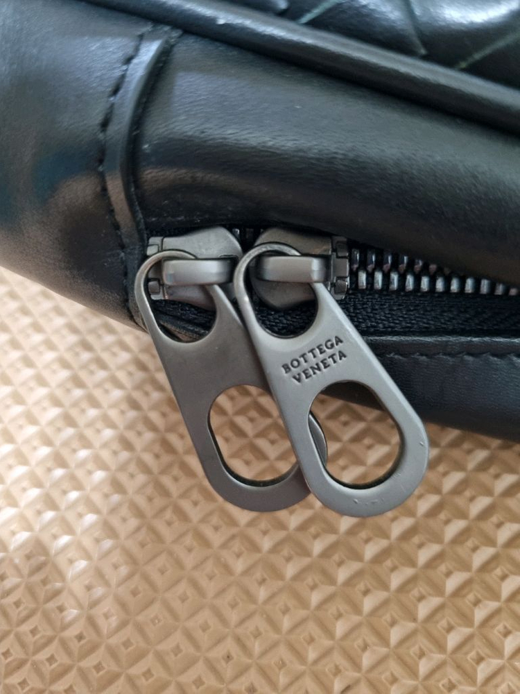 보테가 베네타 인트레치아토 서류 가방 블랙 이미지