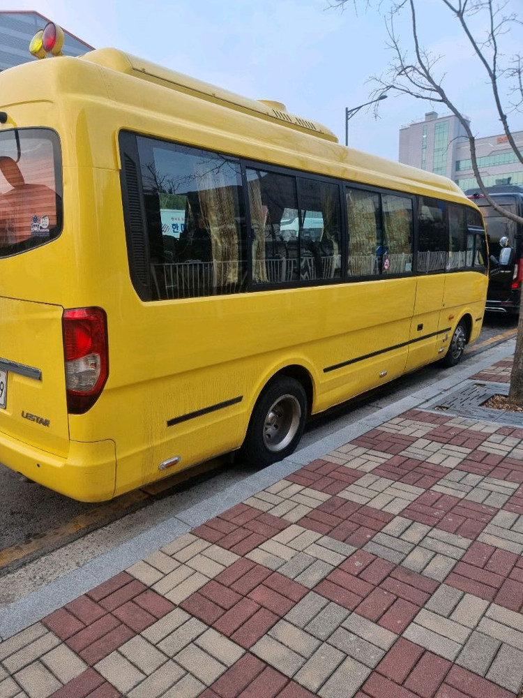 25인승 미니버스 팝니다 이미지