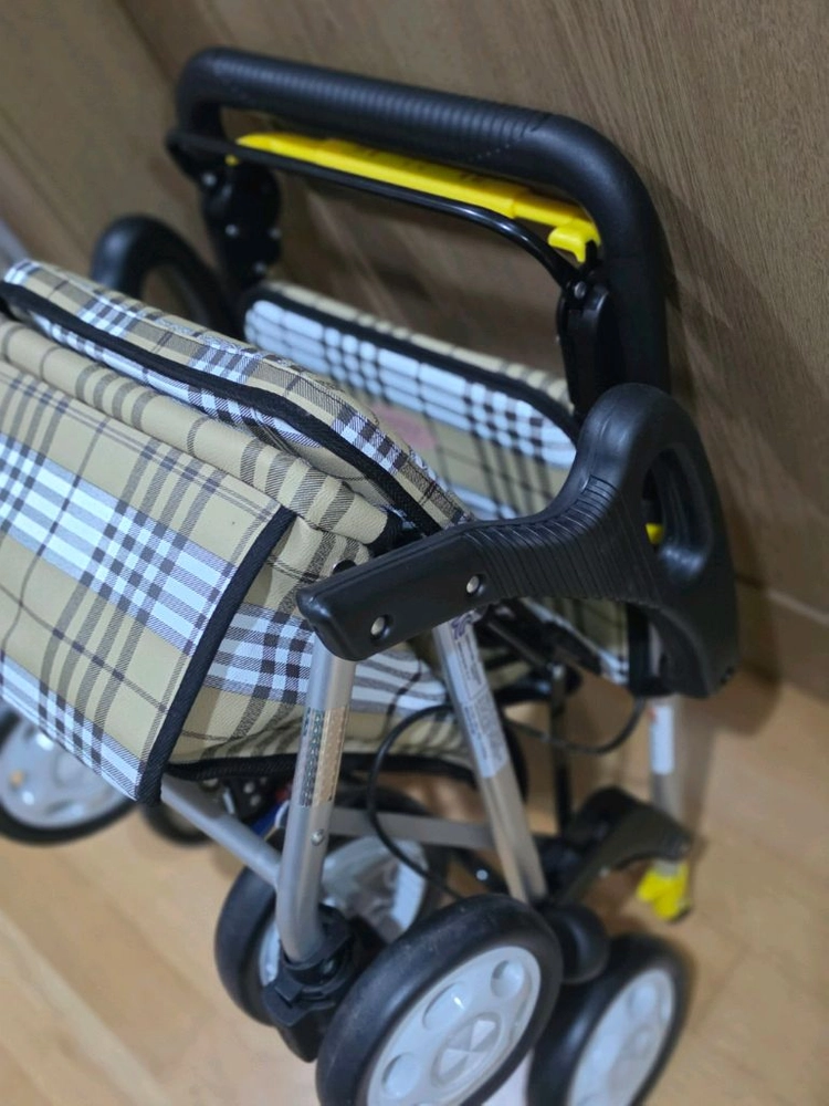 성인용 보조기 유모차 (해피웰니스 고령자용 보행보조차) 이미지