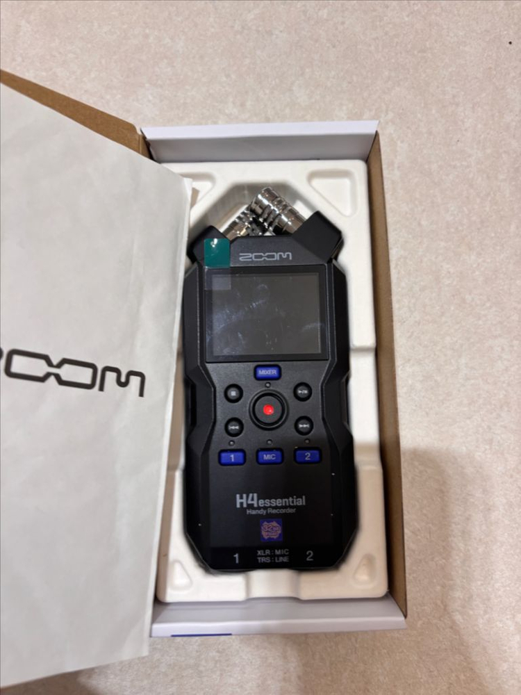 핸디 레코더 Zoom h4essential 이미지