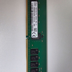 서버용 DDR4 16GB 메모리 이미지