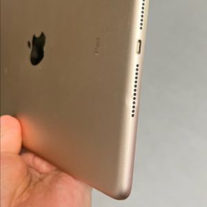 ipad 5세대 128GB 이미지