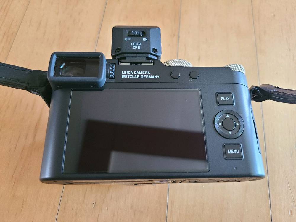 라이카 D-lux 8 100주년 에디션 한정판 sd 카드 포함 직거래 네고 이미지