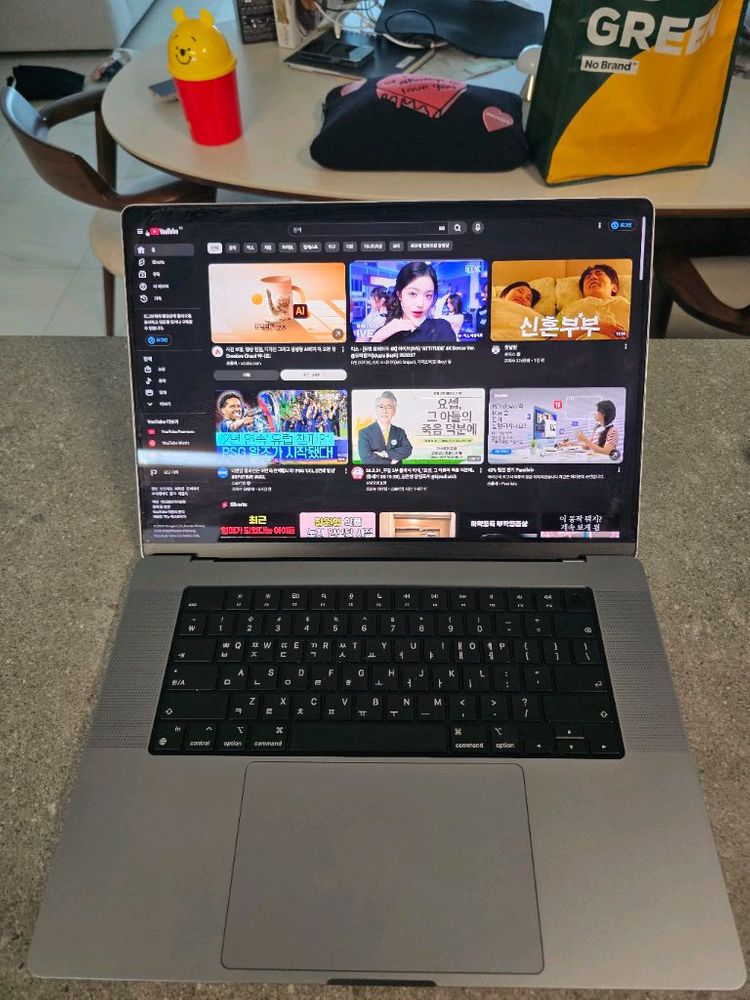 맥북프로 16인치 M1 Pro 16GB/512GB 이미지