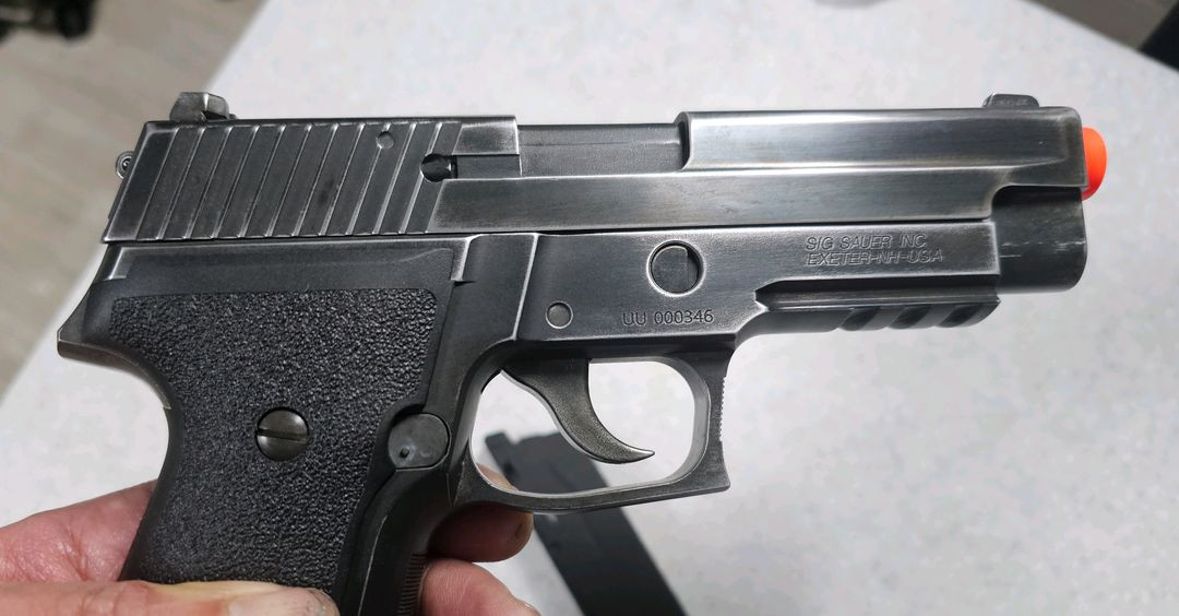 kjw p226 풀메탈 gbb 핸드건 이미지