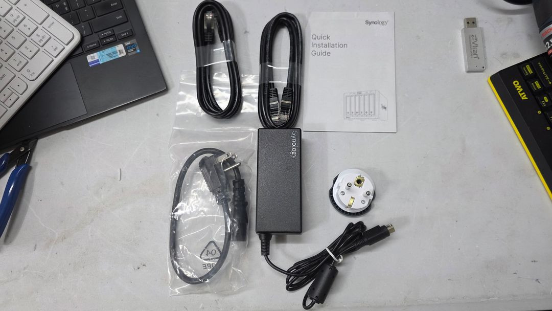 시놀로지 DS620slim NAS 중고 풀박스(거의 새제품) 이미지