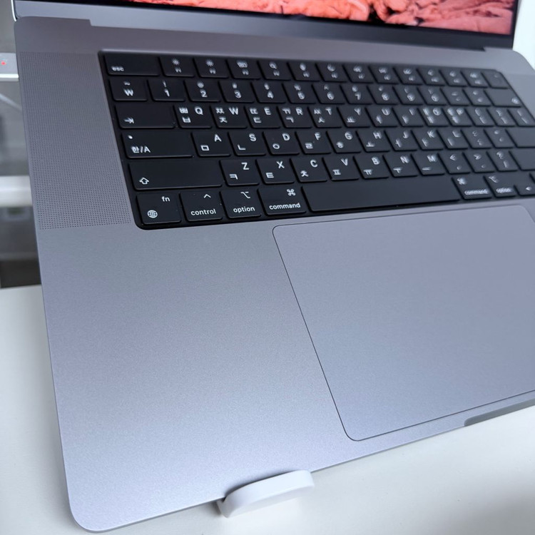 맥북프로 16인치 M1 Max / 32G / 1TB / 배터리 97% (S급) 이미지