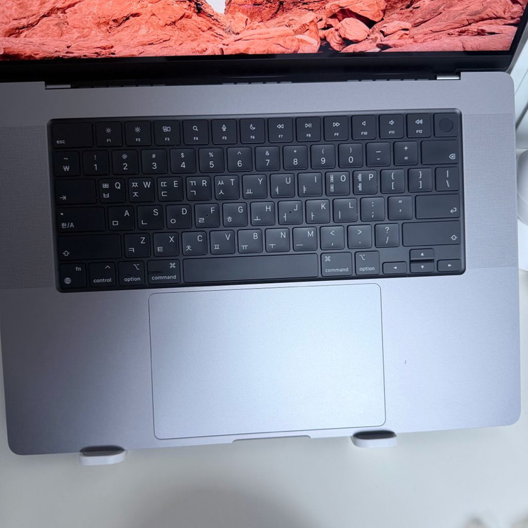 맥북프로 16인치 M1 Max / 32G / 1TB / 배터리 97% (S급) 이미지