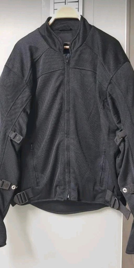 메쉬 바이크자켓(해외판) XL 105호(61X69cm) 각 보호대내장됨! 이미지
