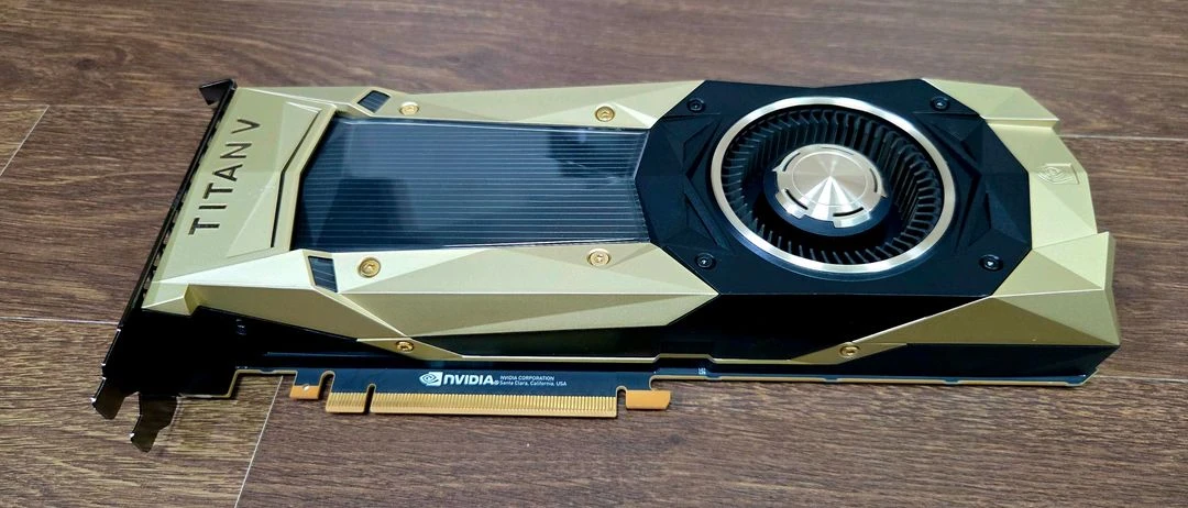 NVIDIA TITAN V 그래픽카드 - 안심되는 중고거래