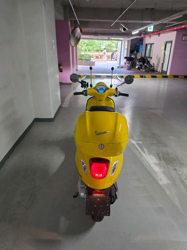 2024년식 베스파 프리마베라 2400km 이미지