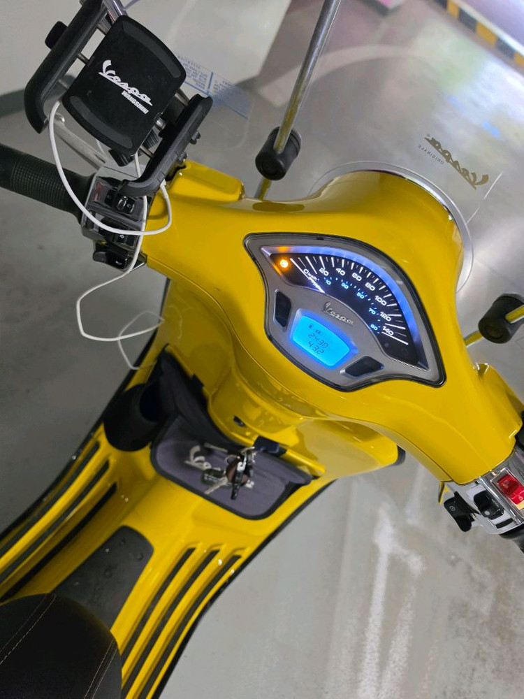 2024년식 베스파 프리마베라 2400km 이미지