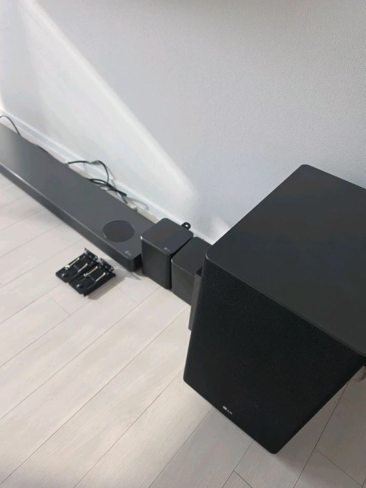 LG 메리디안 돌비애트모스 사운드바 풀세트 (SK10Y + SL5Y우퍼 + 리어 SPK8-S 포함) 이미지
